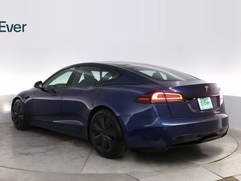 Used 2022 Tesla Model S image 14