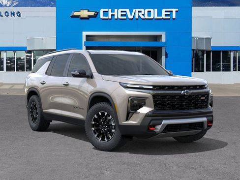 New 2026 Chevrolet Traverse Z71 w/ Enhanced Driving Package image 7