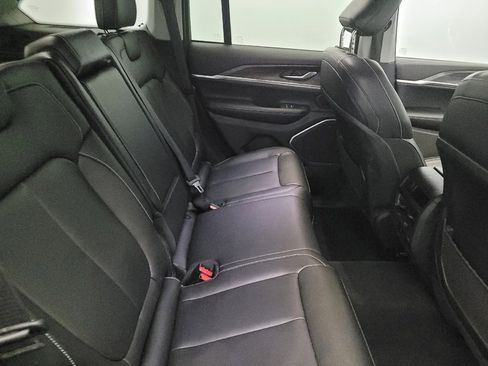 Used 2022 Jeep Grand Cherokee Limited 4xe image 19