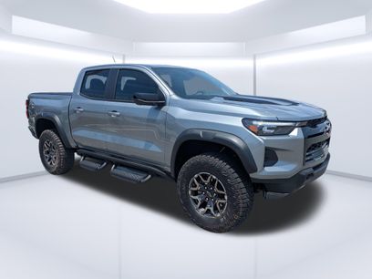 Used 2025 Chevrolet Colorado ZR2 w/ Technology Package