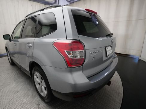 Used 2016 Subaru Forester 2.5i Premium w/ All-Weather Package AWD/4WD image 34