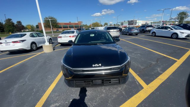 Used 2025 Kia K4 FWD image 5