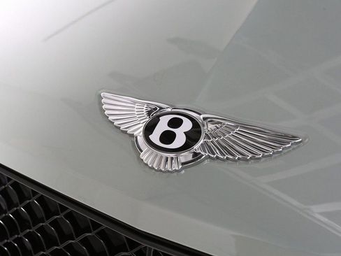 Used 2023 Bentley Bentayga Speed image 8