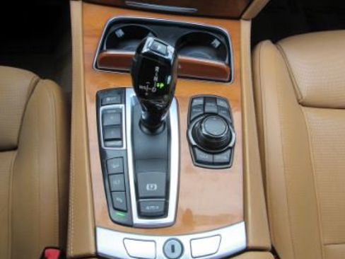 Used 2013 BMW ALPINA B7 xDrive w/ Driver Assistance Pkg image 49