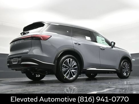 Certified 2026 INFINITI QX60 Luxe w/ Cargo Package AWD/4WD image 33