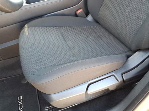 Used 2025 Nissan Kicks S AWD/4WD image 13