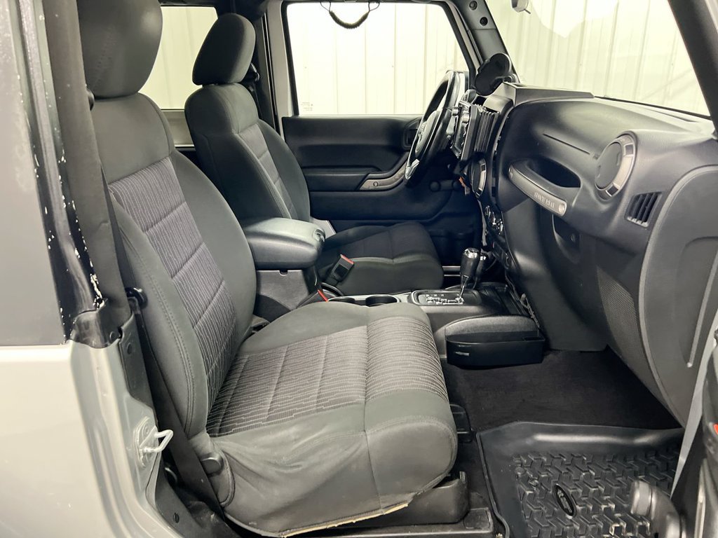 Used 2012 Jeep Wrangler Sport AWD/4WD image 18