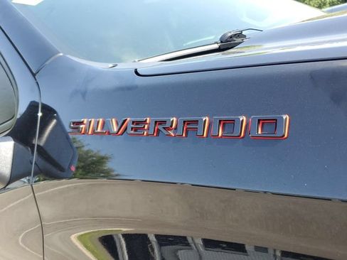 Used 2021 Chevrolet Silverado 1500 RST w/ Redline Edition RWD image 7