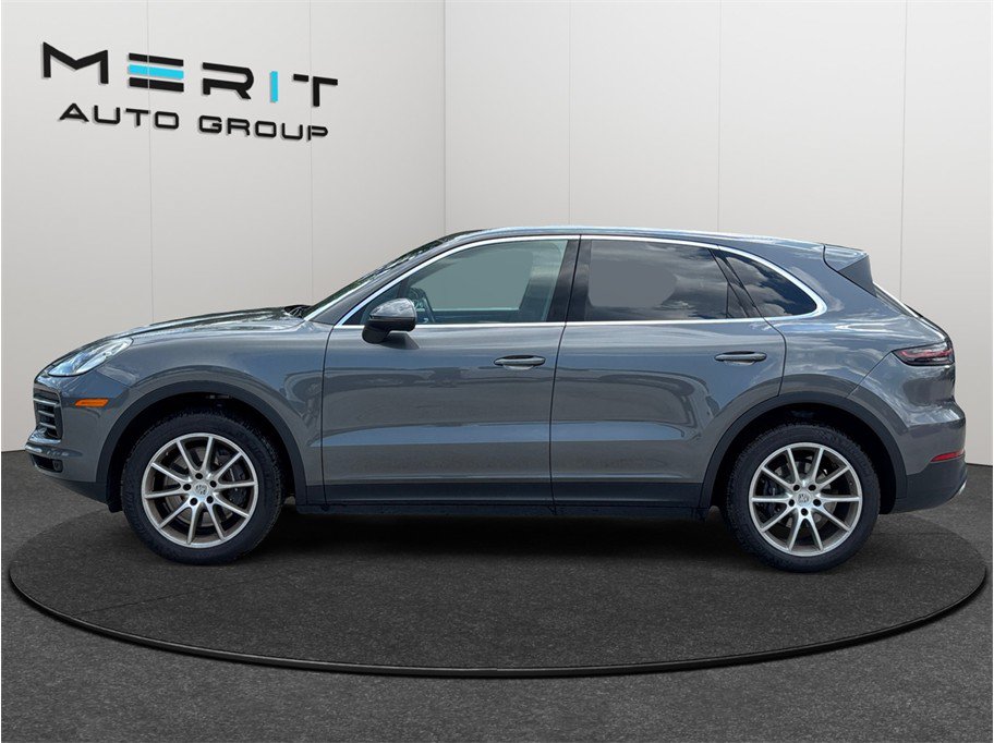 Used 2022 Porsche Cayenne AWD/4WD image 5