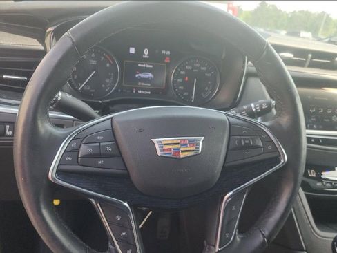 Used 2024 Cadillac XT5 Premium Luxury w/ Technology Package FWD image 9