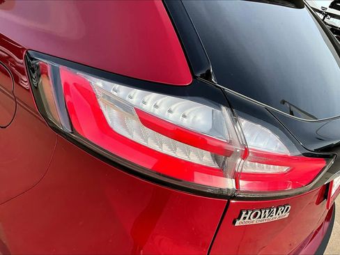 Used 2019 Ford Edge SEL w/ Equipment Group 201A image 28