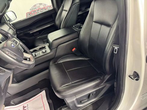 Used 2021 Ford Expedition XLT w/ Equipment Group 202A image 34