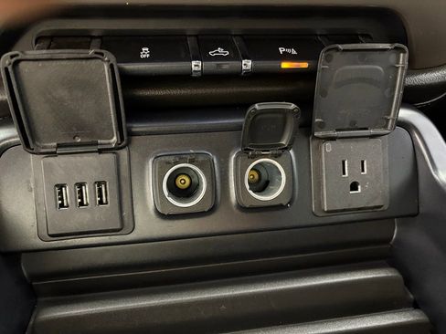 Used 2015 GMC Sierra 1500 Denali image 29