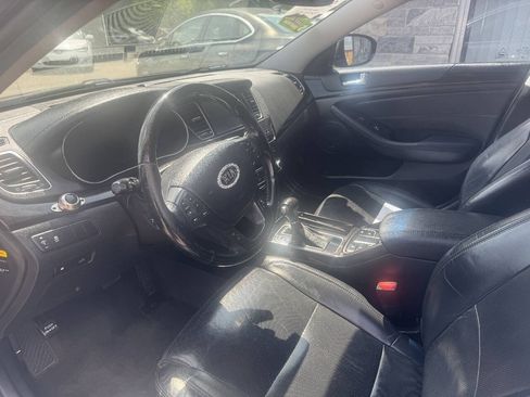 Used 2014 Kia Cadenza Premium w/ Luxury Package FWD image 12