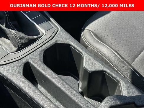 Used 2024 Volkswagen Jetta SE w/ Panoramic Sunroof Package FWD image 26