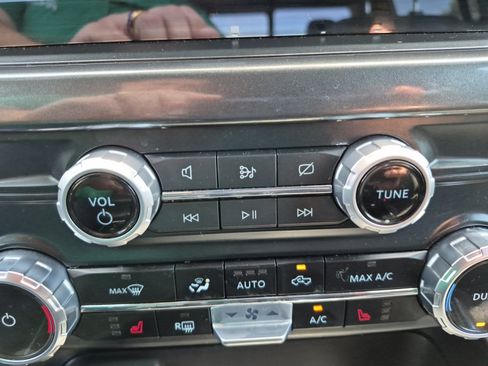 Used 2023 Ford F150 XLT w/ Equipment Group 302A High AWD/4WD image 17