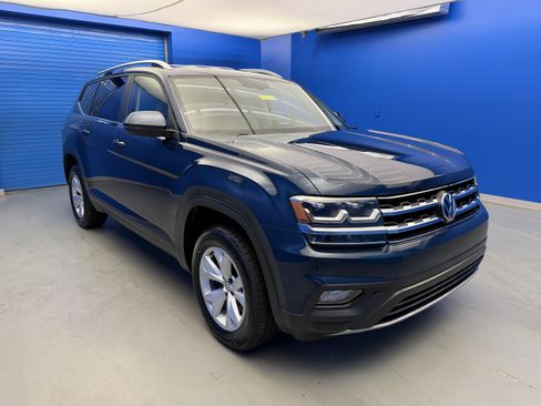 Used 2018 Volkswagen Atlas SE AWD/4WD image 2