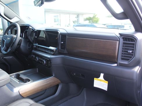 New 2026 Chevrolet Silverado 2500 High Country w/ Technology Package AWD/4WD image 19