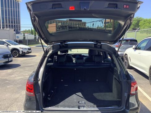 Used 2021 Mercedes-Benz GLC 300 image 9