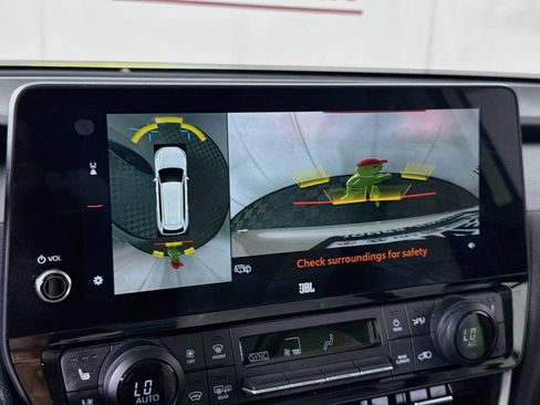 Certified 2024 Toyota Grand Highlander AWD image 6