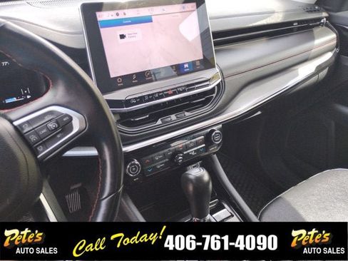 Used 2022 Jeep Compass Trailhawk w/ Trailhawk Elite Group AWD/4WD image 32