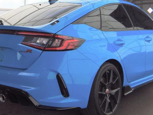 Used 2025 Honda Civic Type R image 17