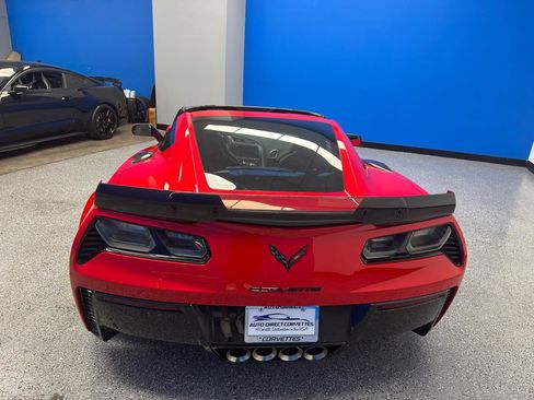 Used 2018 Chevrolet Corvette Z06 RWD image 11