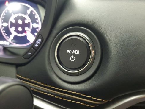 Certified 2025 MAZDA CX-70 Plug-In Hybrid w/ Premium Plus AWD/4WD image 33