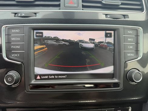 Used 2017 Volkswagen GTI Autobahn FWD image 27
