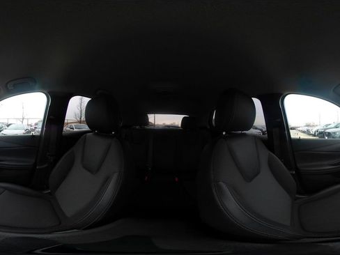 Used 2025 Buick Encore GX Preferred image 42