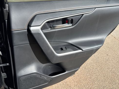 Used 2024 Toyota RAV4 Adventure image 16