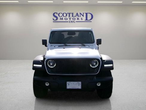 Used 2025 Jeep Wrangler Unlimited Sport S 4xe AWD/4WD image 3