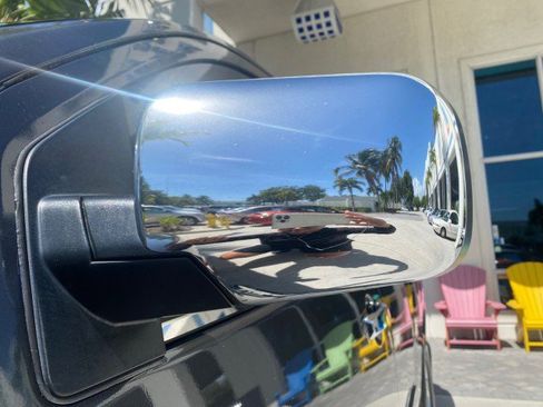 Used 2006 Nissan Armada SE image 32