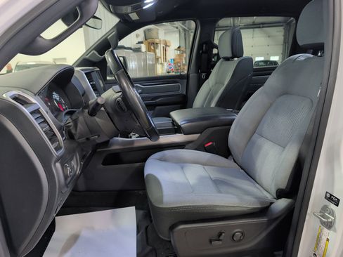 Used 2022 RAM 1500 Big Horn AWD/4WD image 8