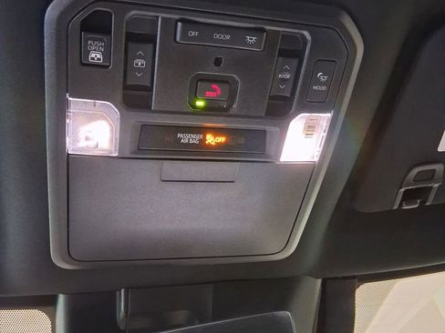 Used 2024 Toyota Tundra Platinum image 16