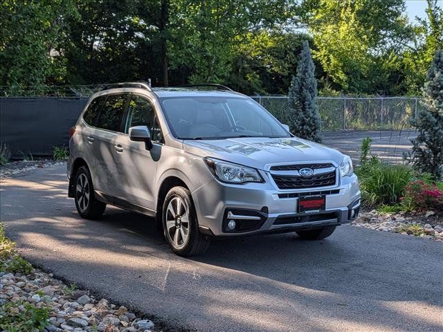 Used 2017 Subaru Forester 2.5i Limited AWD/4WD image 8
