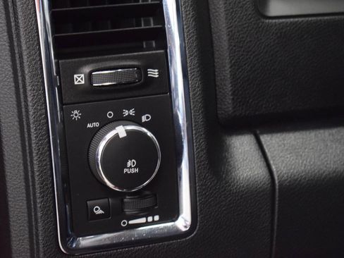 Used 2016 RAM 1500 Laramie w/ Convenience Group AWD/4WD image 89