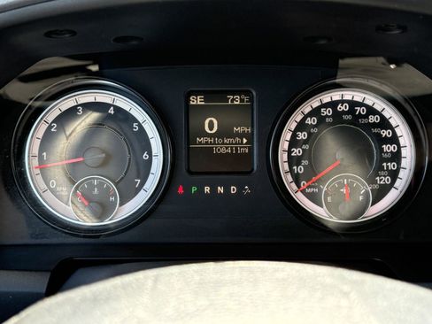 Used 2017 RAM 1500 Tradesman AWD/4WD image 9