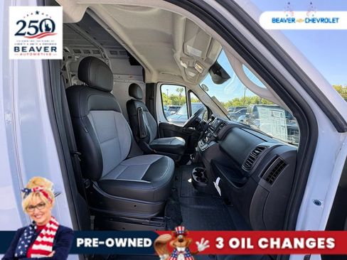 Used 2025 RAM ProMaster 2500 w/ Convenience Group FWD image 20
