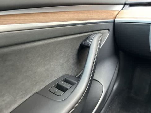 Used 2023 Tesla Model 3 Standard Range RWD image 41