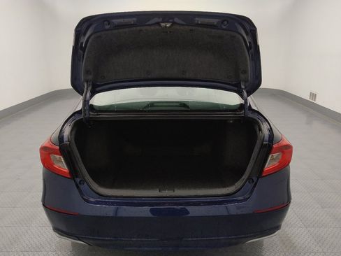 Used 2018 Honda Accord LX image 29