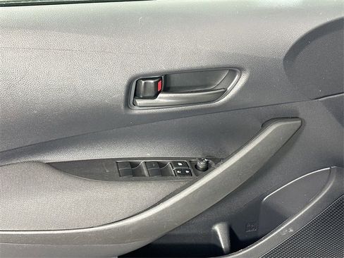 Used 2024 Toyota Corolla LE image 22