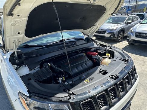 Used 2020 Jeep Compass Trailhawk AWD/4WD image 19