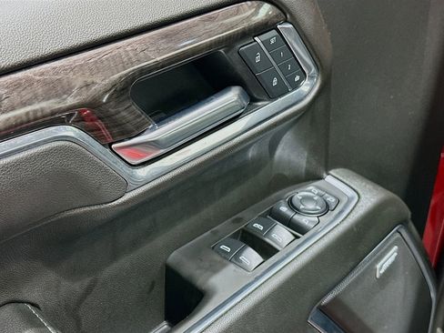 Used 2025 Chevrolet Silverado 1500 LTZ AWD/4WD image 18
