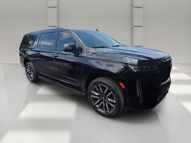 Certified 2022 Cadillac Escalade ESV Sport AWD/4WD image 2