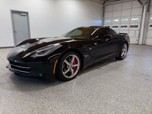 Used 2014 Chevrolet Corvette Stingray Coupe image 8