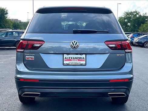Used 2019 Volkswagen Tiguan S w/ 3rd Row Seat Package AWD/4WD image 4