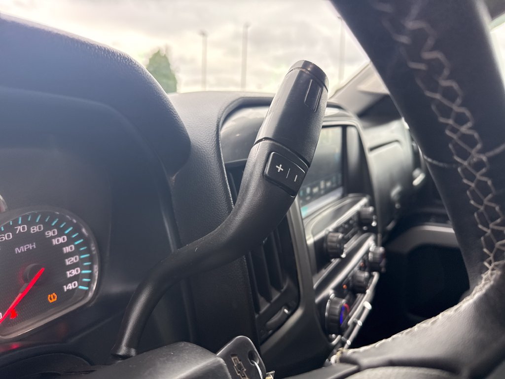 Used 2018 Chevrolet Silverado 1500 LT w/ Texas Edition AWD/4WD image 39