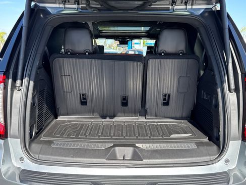 Certified 2024 GMC Yukon Denali Ultimate image 9