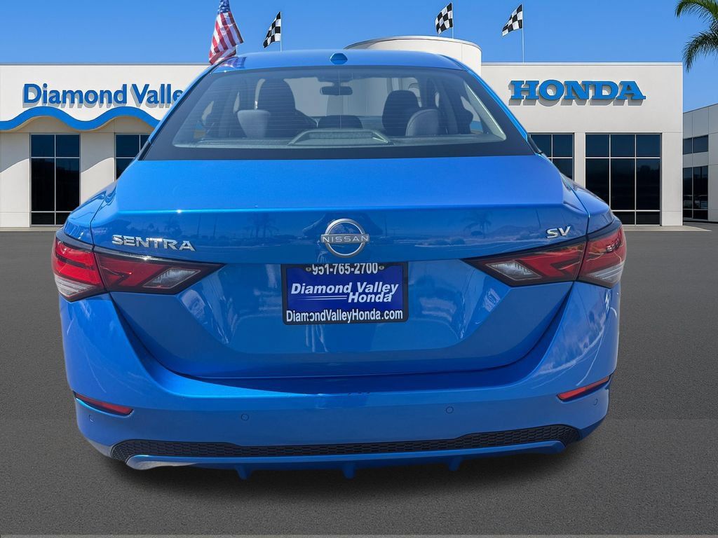 Used 2024 Nissan Sentra SV FWD image 5